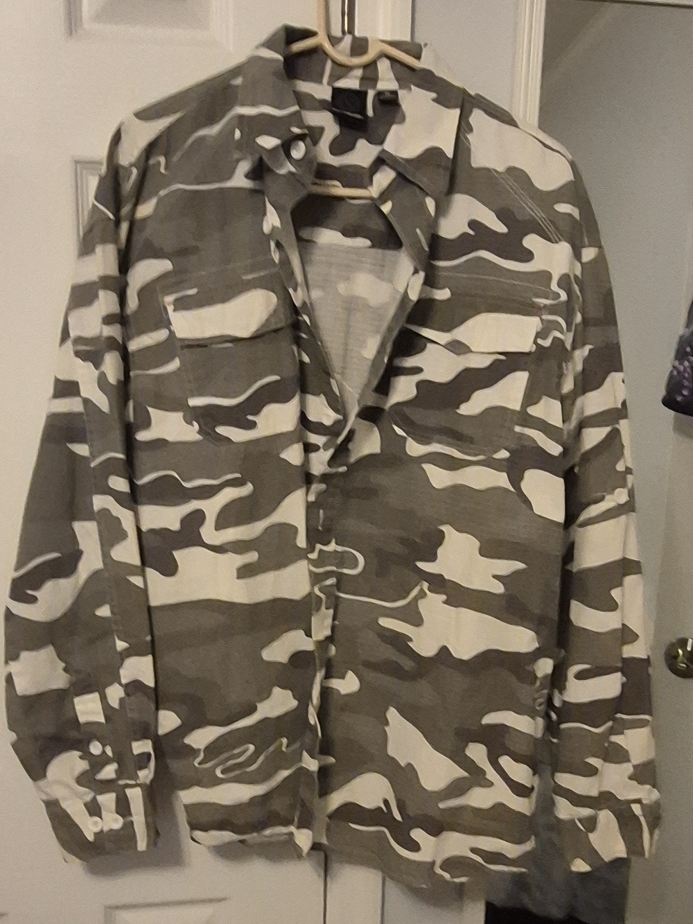 burnside Gray & White Camouflage Button-Up Shirt